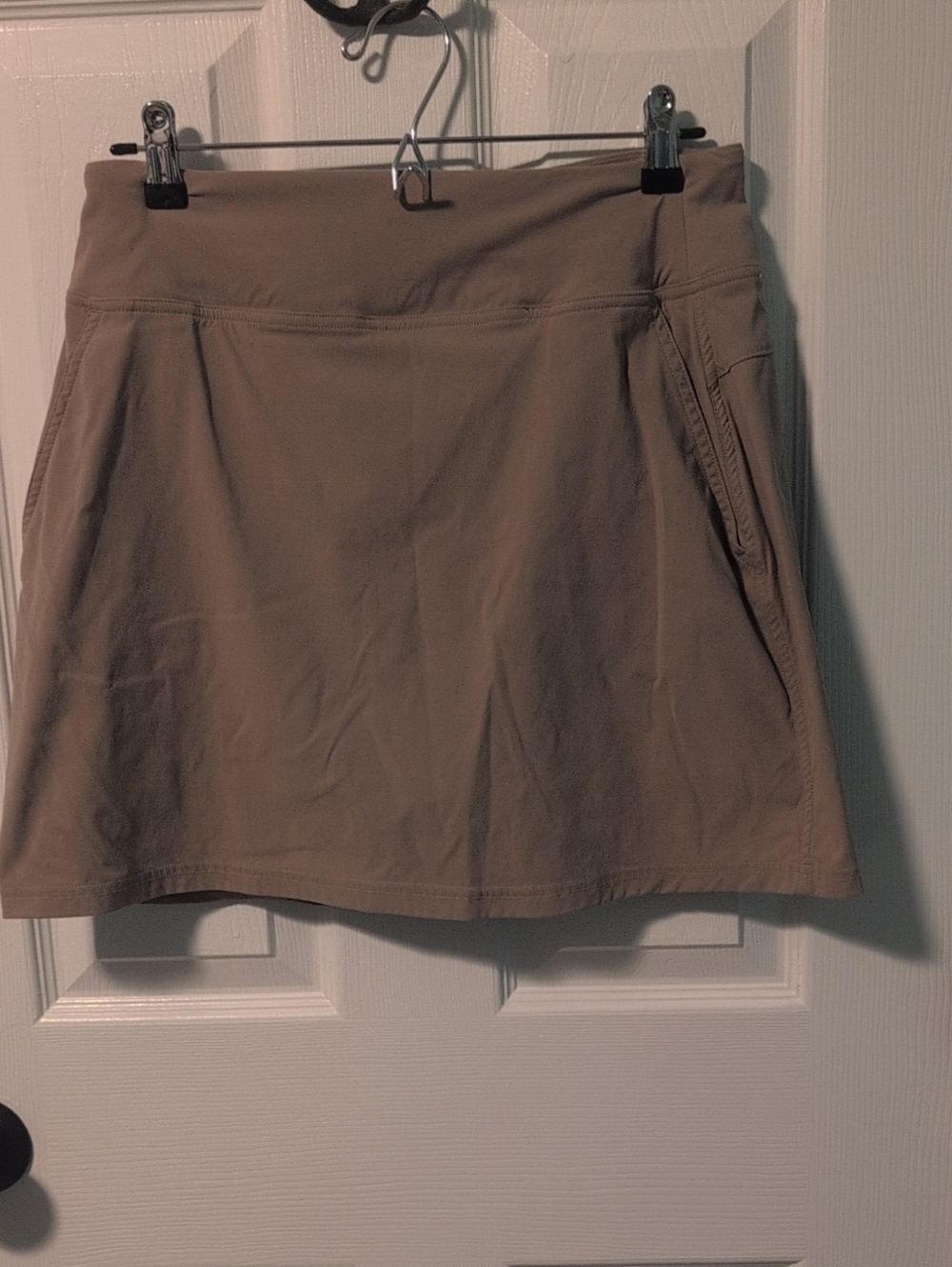 Mountain Hardware Women’s Skort in Khaki